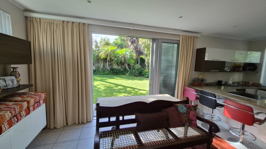4 Bedroom Property for Sale in Summerstrand Eastern Cape